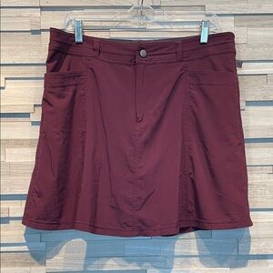 L.L.Bean Women’s Run-Around Burgundy Skirt, Size 12, Great Condition